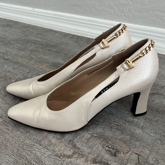 Vintage Stuart Weitzman Heels - Picture 4 of 7